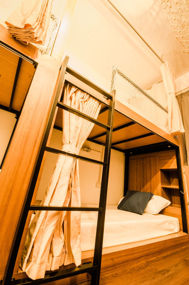 בנגקוק Pier 49 Hostel מראה חיצוני תמונה