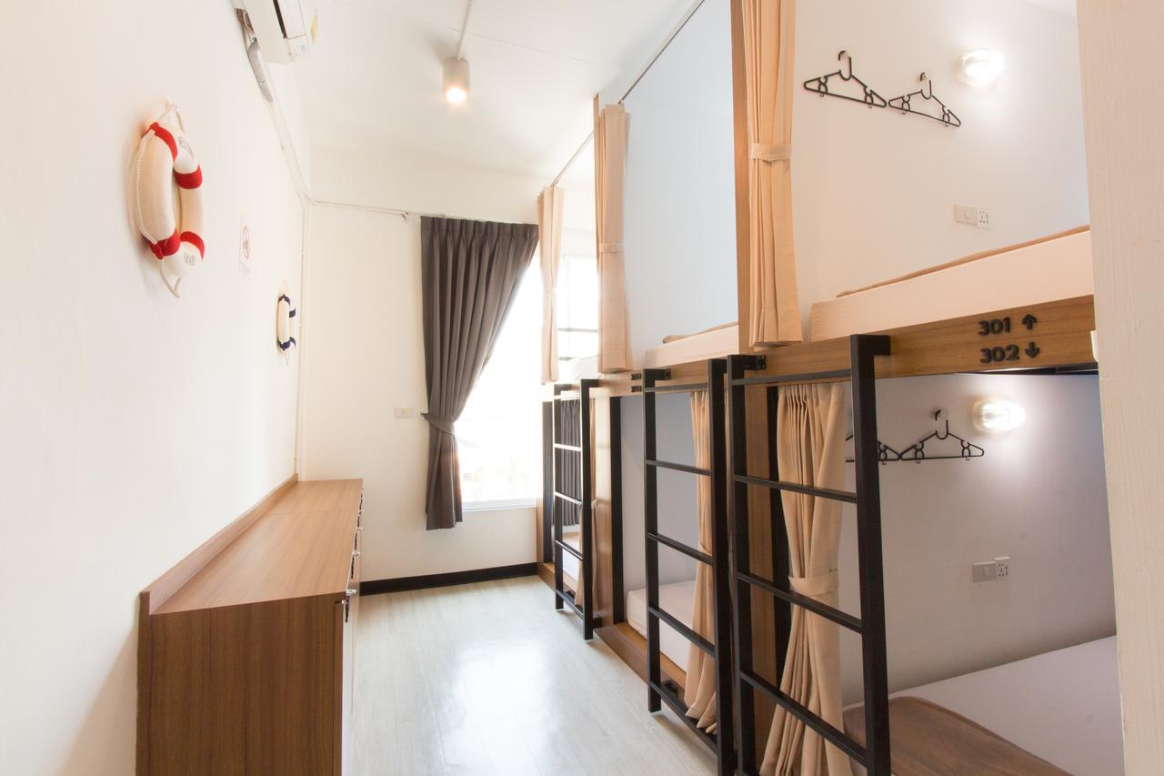 בנגקוק Pier 49 Hostel מראה חיצוני תמונה