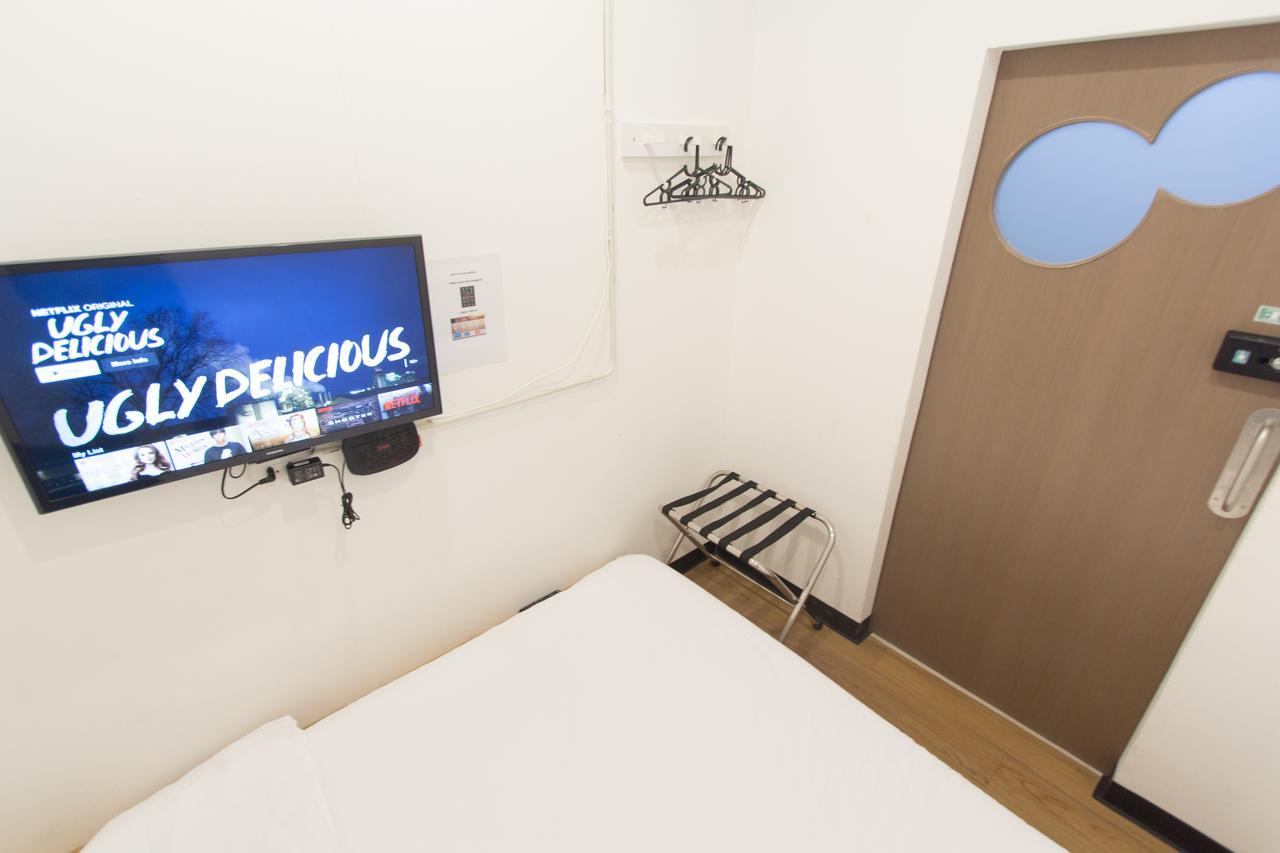 בנגקוק Pier 49 Hostel מראה חיצוני תמונה